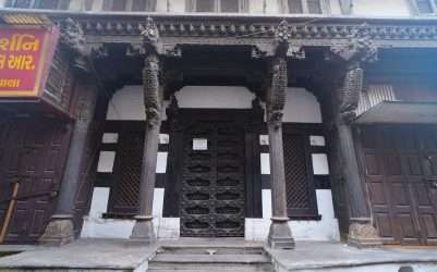 Shree Dharmnath Gruh Jinalay, Doshiwadani pole nake