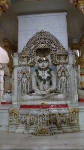 Shantinath jinalay chaumukhji ni pole